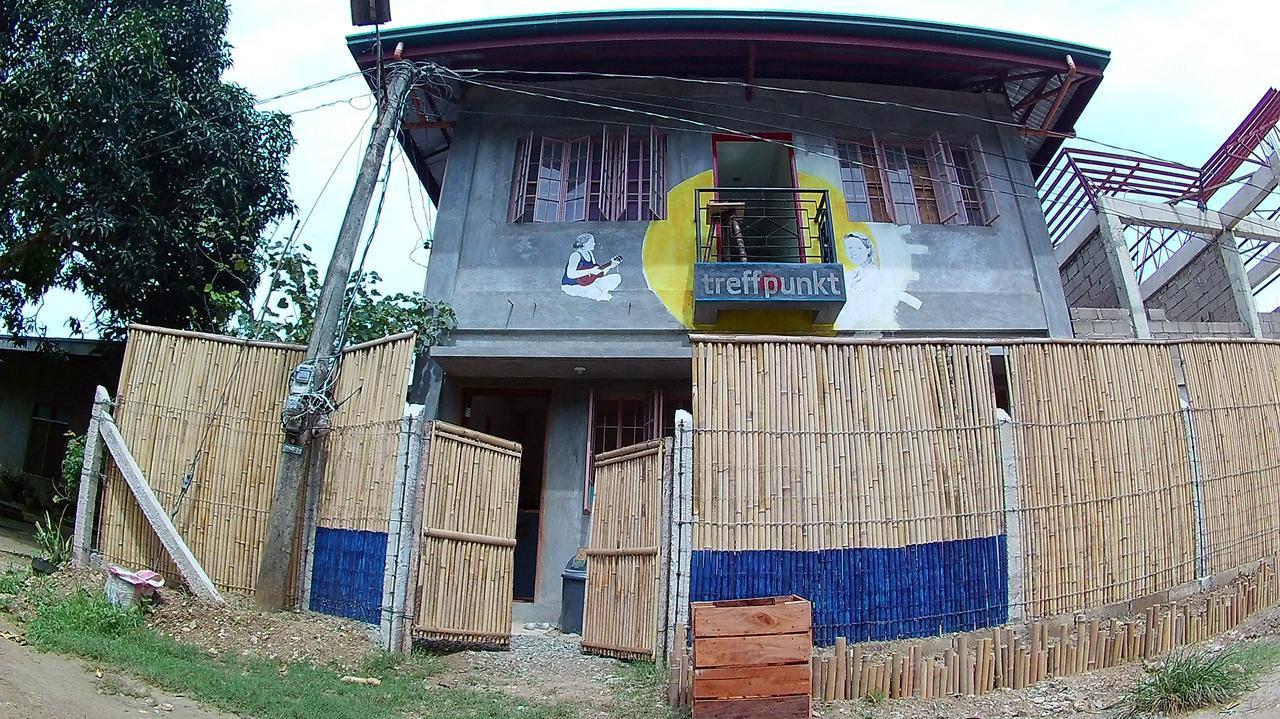 Treffpunkt 5300 Hostel Puerto Princesa Ngoại thất bức ảnh