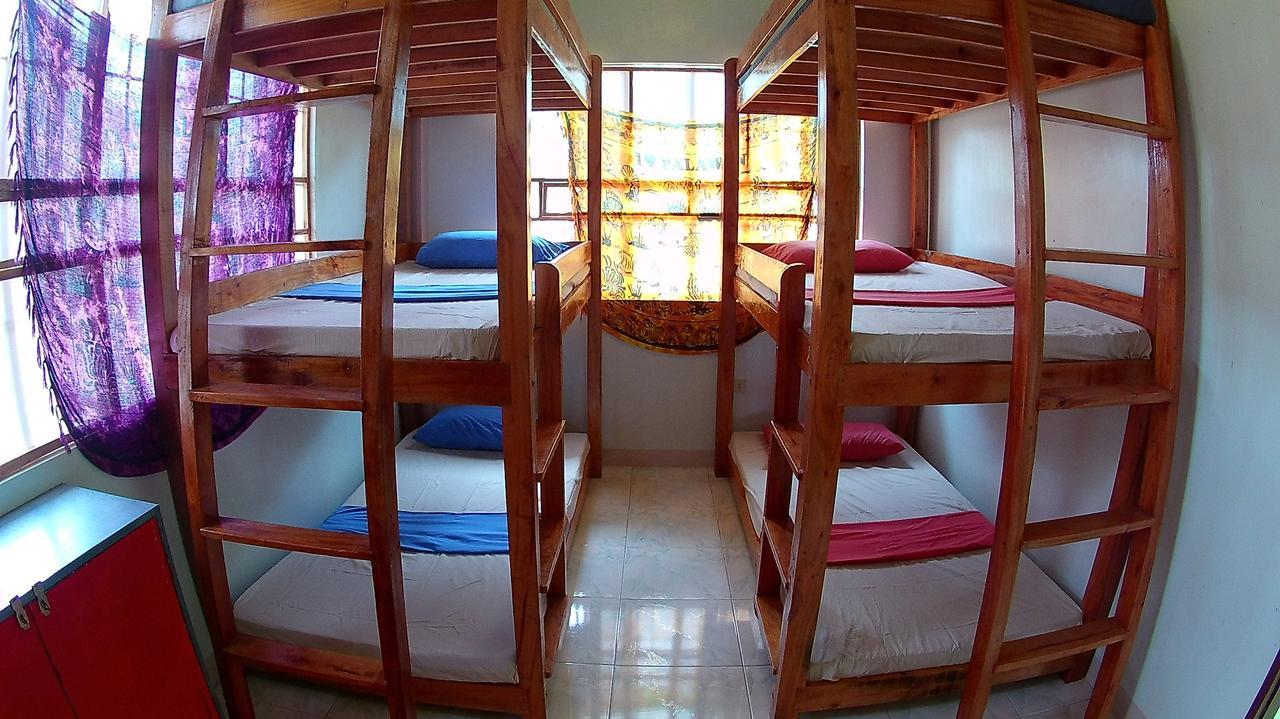 Treffpunkt 5300 Hostel Puerto Princesa Ngoại thất bức ảnh