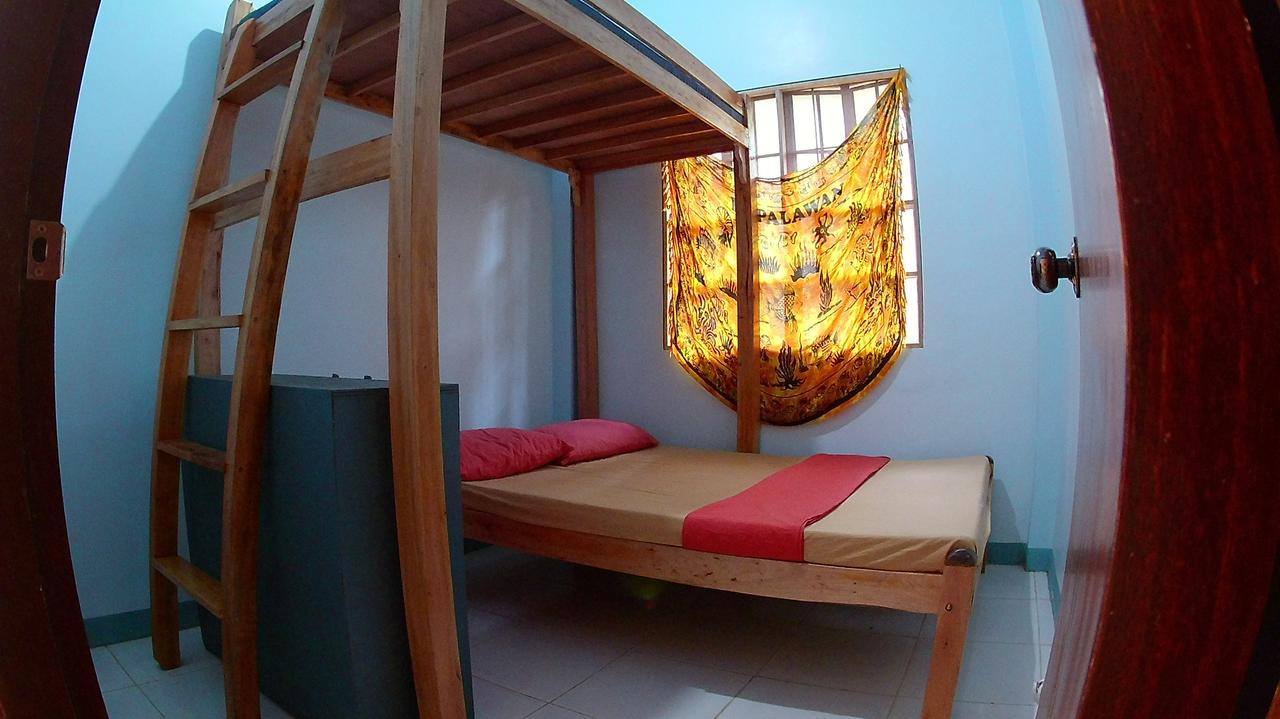 Treffpunkt 5300 Hostel Puerto Princesa Ngoại thất bức ảnh