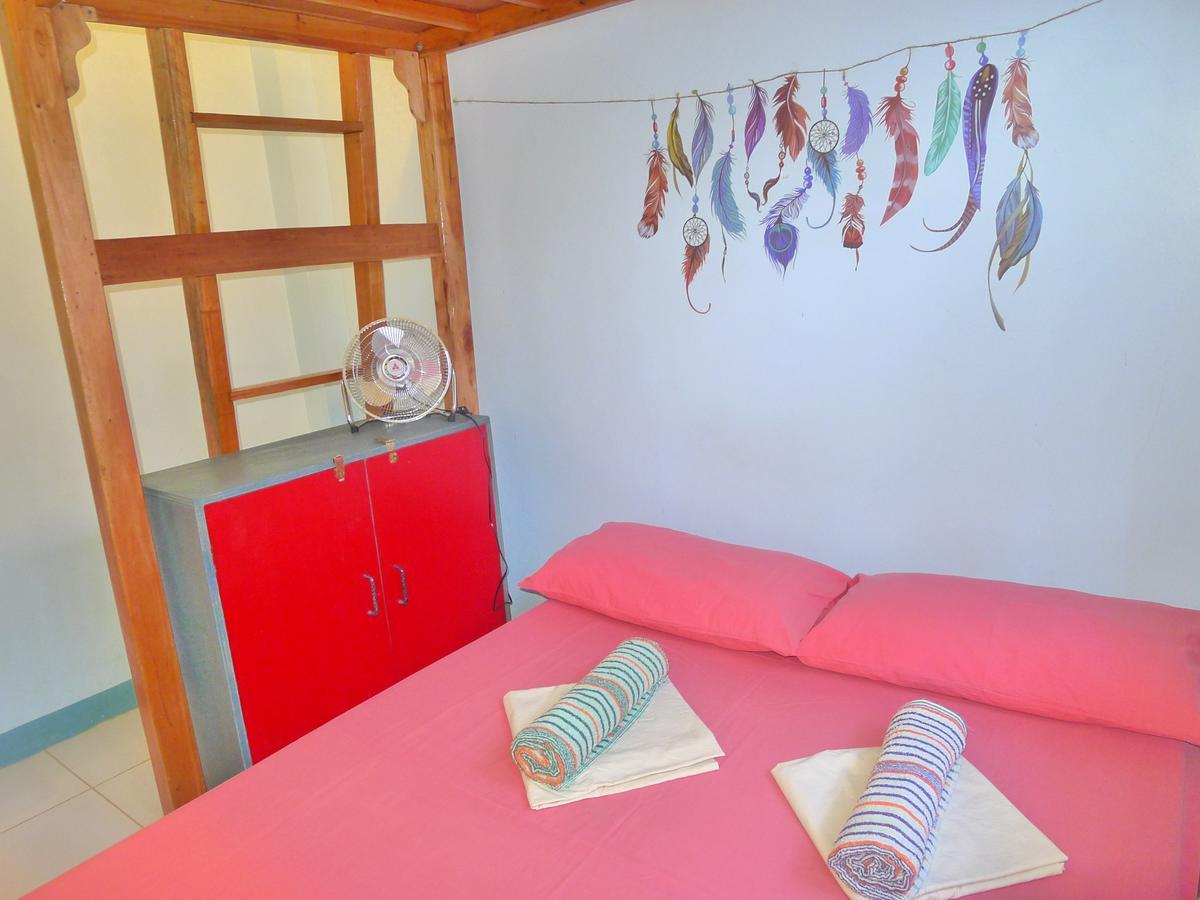 Treffpunkt 5300 Hostel Puerto Princesa Ngoại thất bức ảnh