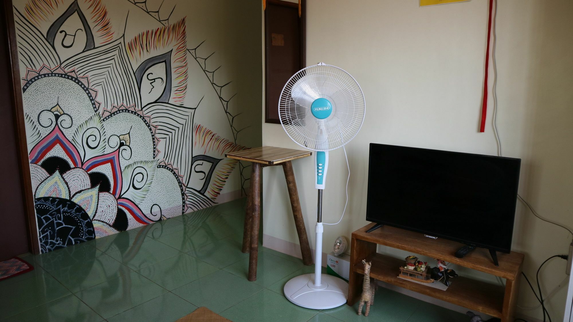 Treffpunkt 5300 Hostel Puerto Princesa Ngoại thất bức ảnh